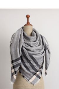PIĘKNY SZAL W ROZMIARZE XXL SZ-ZAR-33  szary