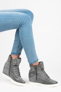 SZNUROWANE SNEAKERSY Szary CNB1126-6D.G