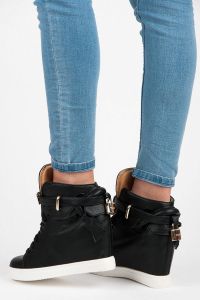 WIĄZANE BUTY NA KOTURNIE Czarny CNB6059-1B