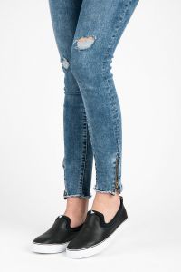 WSUWANE TRAMPKI DAMSKIE LOVE Czarny CNB8-21B