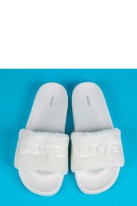FUTRZANE KLAPKI LOVE Biały CNBS26-41W
