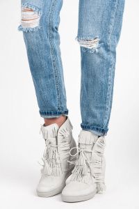 AŻUROWE SNEAKERSY Z FRĘDZLAMI Szary CNB6372G