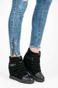 CZARNE SNEAKERSY Czarny CNBJ0099B