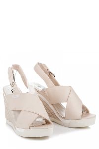 WYGODNE ESPADRYLE NA KOTURNIE